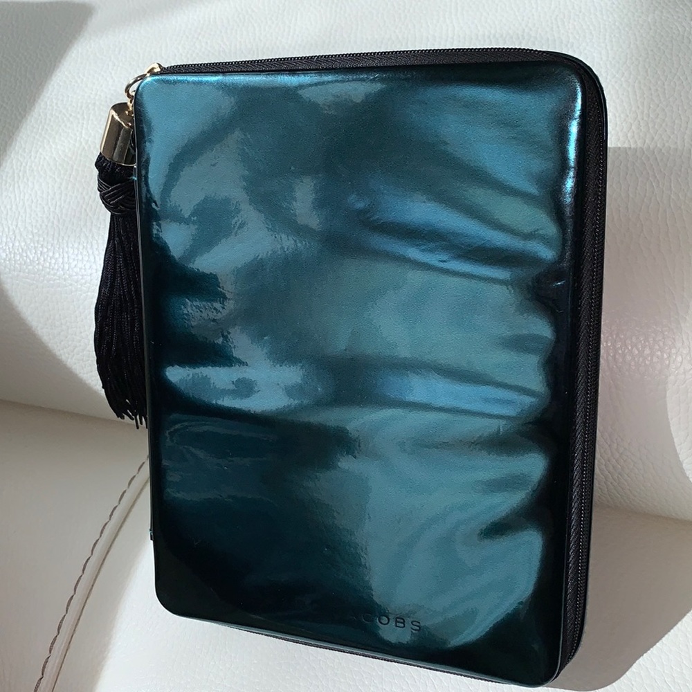 The Mark Jacobs Your‎ Place Or Mine Case Only